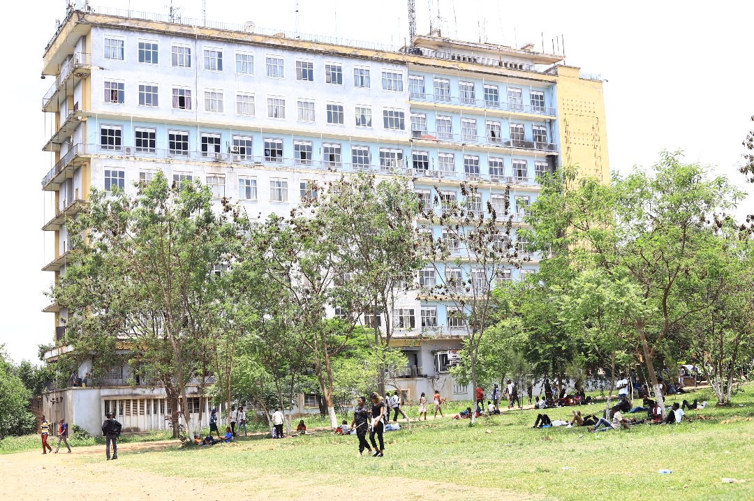 Institut Superieur d'Architecture et d'Urbanisme